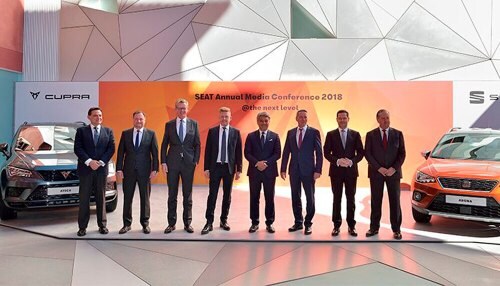 2017 SEAT Annual Report: a year of records - SEAT commitee of Directors. President and CEO Luca de Meo at SEAT Annual media conference 2018