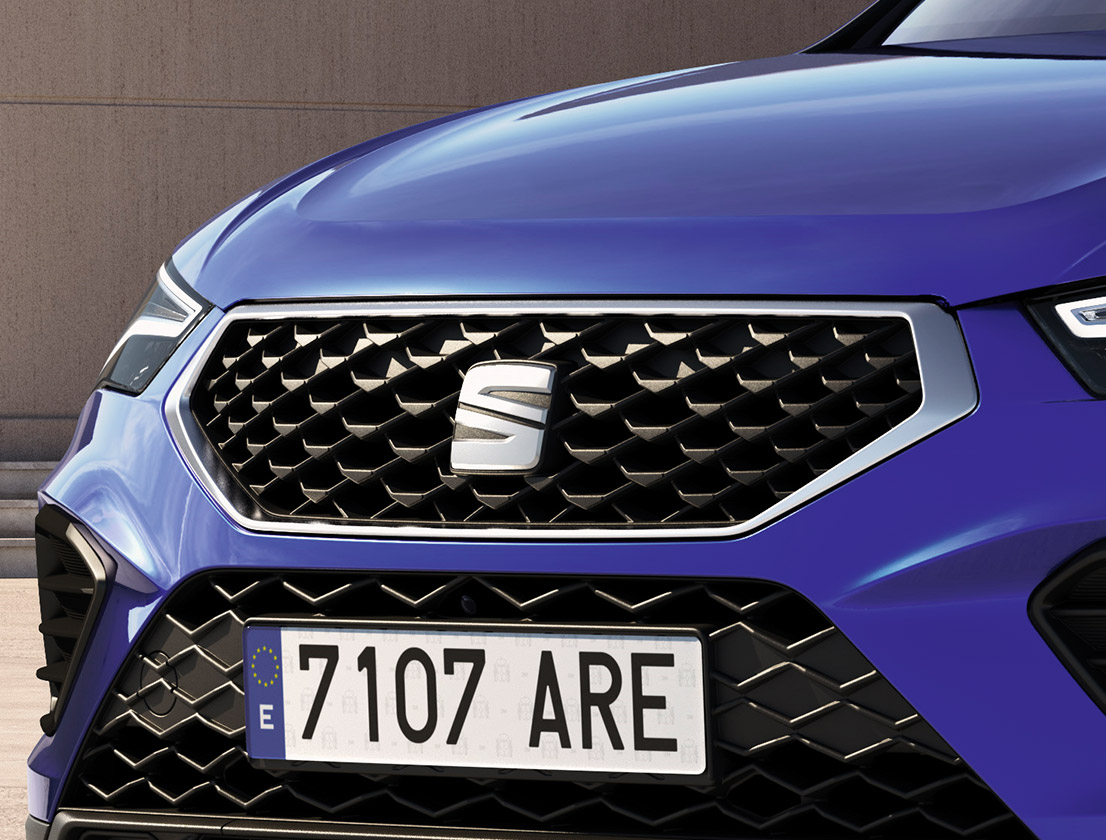 seat-ateca-energy-blue-colour-with-new-grille