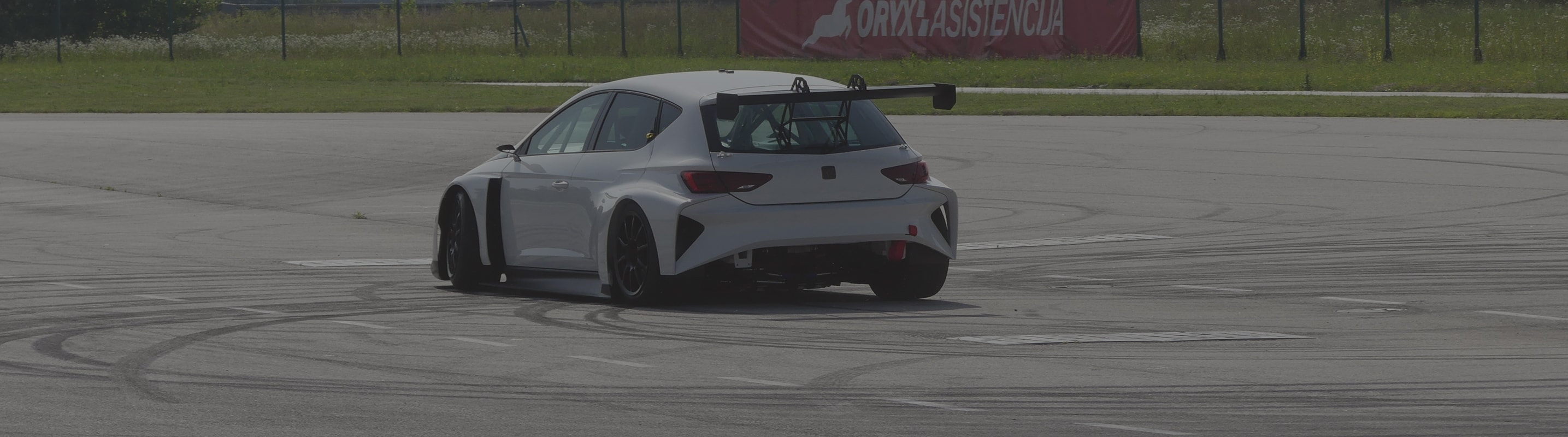 Touring electric sports car CUPRA e-Racer has first track