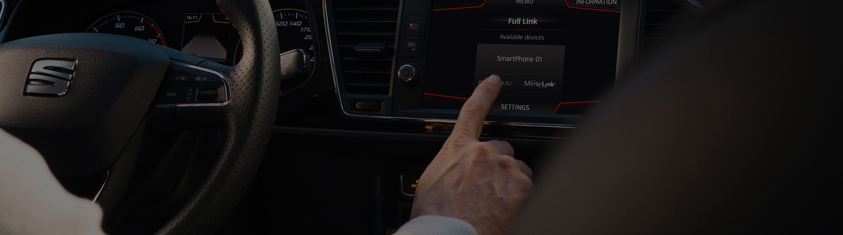 SEAT Navi System car map updates - generic map view dashboard orange outline