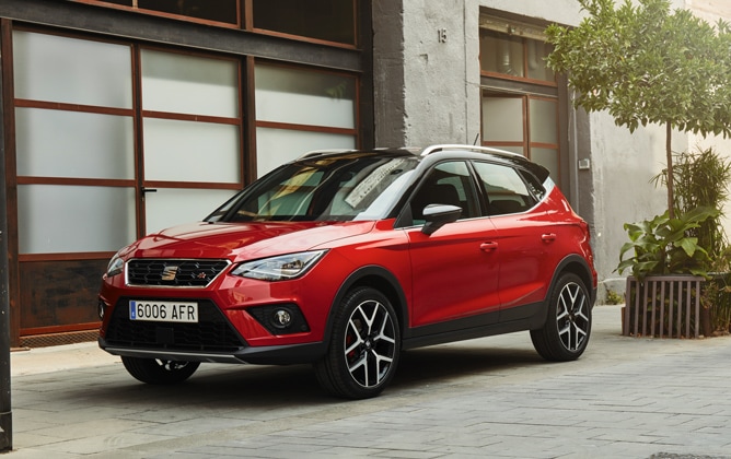 SEAT Arona SUV parked in the street with front side view